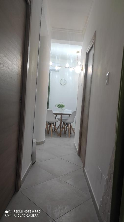Annachiara House Couette-café Naples